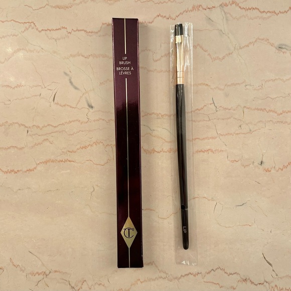 Charlotte Tilbury Lip Brush with Box - Picture 1 of 4